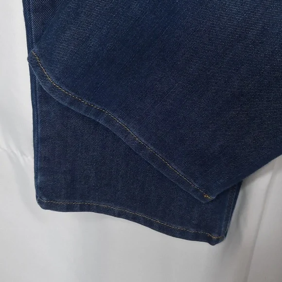 Lands' End Women's Blue Jeans - Picture 4 of 7